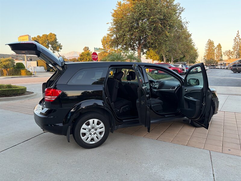 2014 Dodge Journey SE Plus - Photo 19 - Glendora, CA 91740