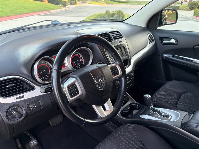 2014 Dodge Journey SE Plus - Photo 7 - Glendora, CA 91740
