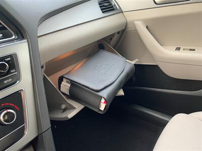 2017 Hyundai SONATA SE - Photo 20 - Glendora, CA 91740