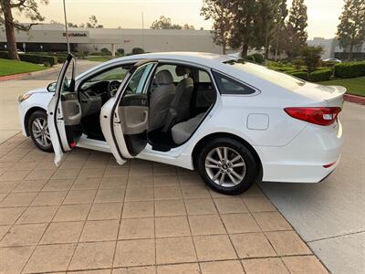 2017 Hyundai SONATA SE - Photo 13 - Glendora, CA 91740