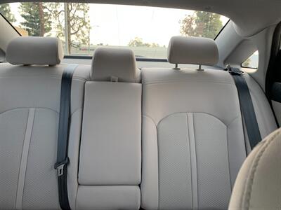 2017 Hyundai SONATA SE - Photo 24 - Glendora, CA 91740