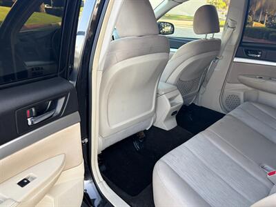 2014 Subaru Outback 2.5i - Photo 10 - Glendora, CA 91740