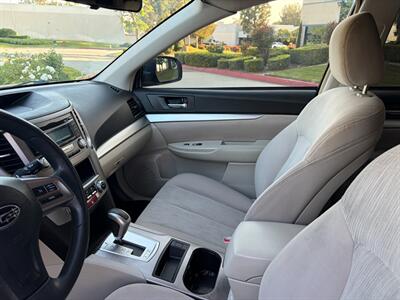 2014 Subaru Outback 2.5i - Photo 8 - Glendora, CA 91740