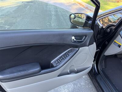 2016 Kia Forte EX   - Photo 10 - Glendora, CA 91740