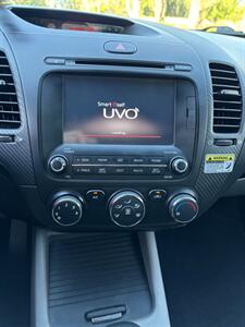 2016 Kia Forte EX   - Photo 22 - Glendora, CA 91740