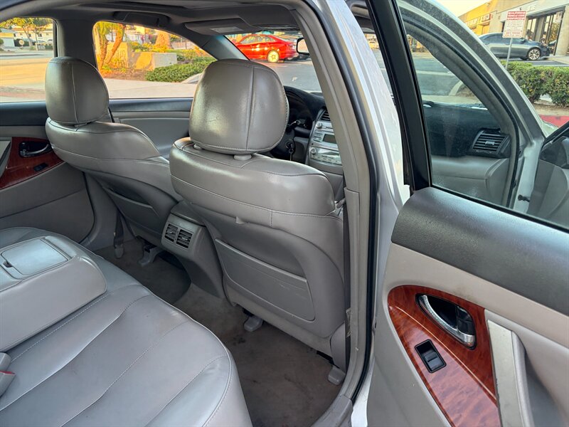 2009 Toyota Camry XLE - Photo 15 - Glendora, CA 91740