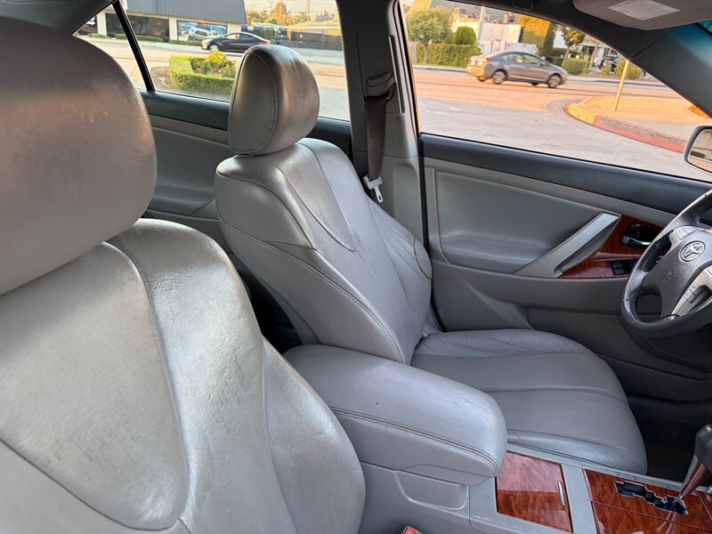2009 Toyota Camry XLE - Photo 14 - Glendora, CA 91740