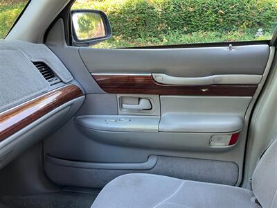 1995 Mercury Grand Marquis GS   - Photo 22 - Glendora, CA 91740