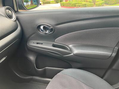 2015 Nissan Versa 1.6 SV   - Photo 14 - Glendora, CA 91740