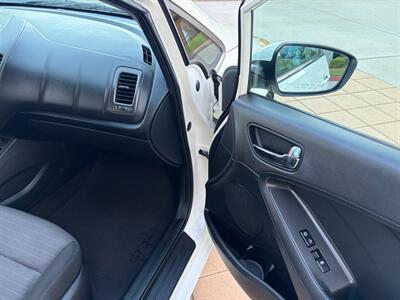 2016 Kia Forte5 EX   - Photo 15 - Glendora, CA 91740