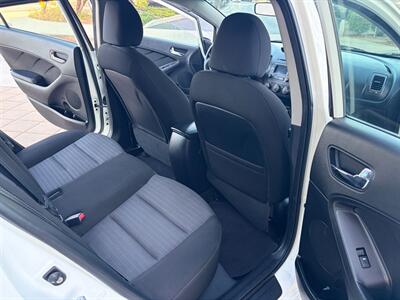 2016 Kia Forte5 EX   - Photo 17 - Glendora, CA 91740