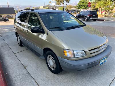 1998 Toyota Sienna LE   - Photo 3 - Glendora, CA 91740
