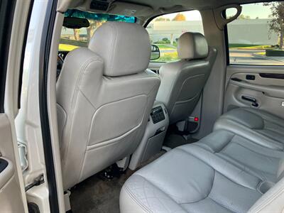 2003 Cadillac Escalade   - Photo 8 - Glendora, CA 91740