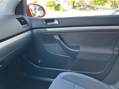 2007 Volkswagen Rabbit PZEV   - Photo 16 - Glendora, CA 91740