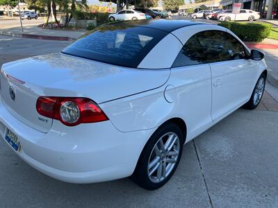 2009 Volkswagen Eos Komfort   - Photo 24 - Glendora, CA 91740