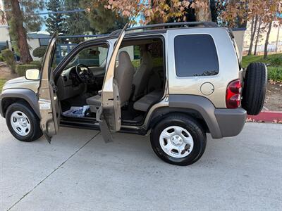 2007 Jeep Liberty Sport   - Photo 12 - Glendora, CA 91740