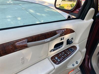 2000 Lincoln Town Car Cartier   - Photo 9 - Glendora, CA 91740