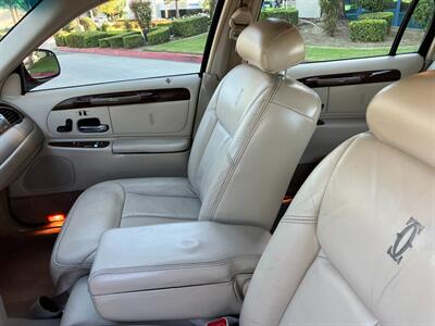 2000 Lincoln Town Car Cartier   - Photo 10 - Glendora, CA 91740
