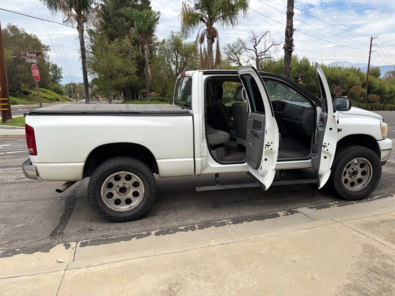 2006 Dodge Ram 1500 SLT - Photo 17 - Glendora, CA 91740