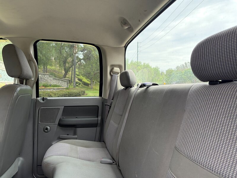 2006 Dodge Ram 1500 SLT - Photo 11 - Glendora, CA 91740