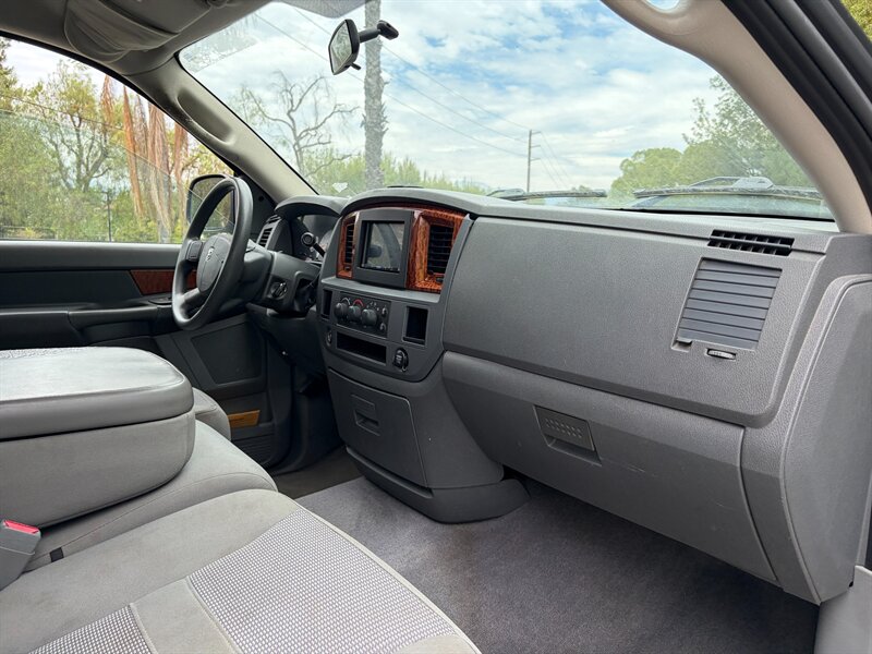 2006 Dodge Ram 1500 SLT - Photo 14 - Glendora, CA 91740