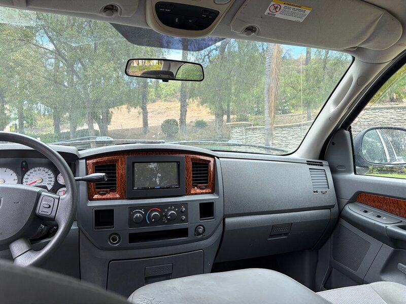 2006 Dodge Ram 1500 SLT - Photo 12 - Glendora, CA 91740