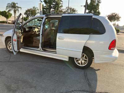 1998 Dodge Grand Caravan LE   - Photo 10 - Glendora, CA 91740