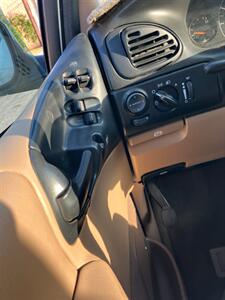 1998 Dodge Grand Caravan LE   - Photo 26 - Glendora, CA 91740
