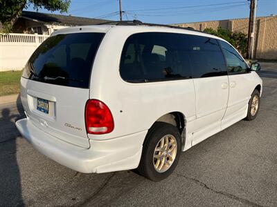 1998 Dodge Grand Caravan LE   - Photo 4 - Glendora, CA 91740