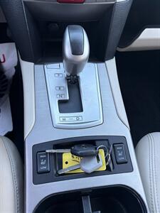 2010 Subaru Outback 2.5i Limited - Photo 25 - Glendora, CA 91740