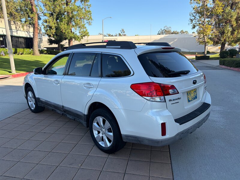 2010 Subaru Outback 2.5i Limited - Photo 6 - Glendora, CA 91740
