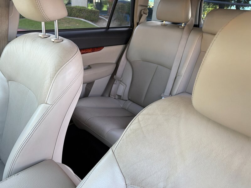 2010 Subaru Outback 2.5i Limited - Photo 24 - Glendora, CA 91740