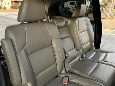 2011 Honda Odyssey EX-L w/Navi   - Photo 16 - Glendora, CA 91740