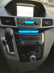 2011 Honda Odyssey EX-L w/Navi   - Photo 18 - Glendora, CA 91740