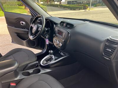 2015 Kia Soul +   - Photo 16 - Glendora, CA 91740