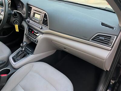 2017 Hyundai ELANTRA SE   - Photo 12 - Glendora, CA 91740