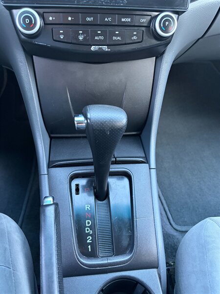2004 Honda Accord LX - Photo 17 - Glendora, CA 91740