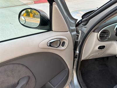 2001 Chrysler PT Cruiser   - Photo 9 - Glendora, CA 91740