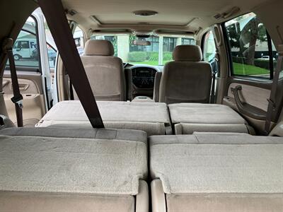 2004 Toyota Sequoia SR5   - Photo 17 - Glendora, CA 91740