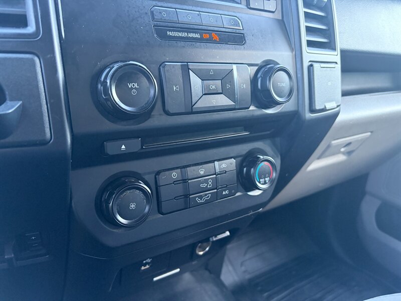 2017 Ford F-150 XLT - Photo 25 - Glendora, CA 91740