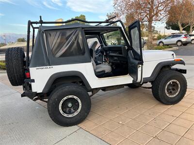 1993 Jeep Wrangler   - Photo 14 - Glendora, CA 91740