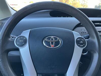 2010 Toyota Prius III   - Photo 25 - Glendora, CA 91740