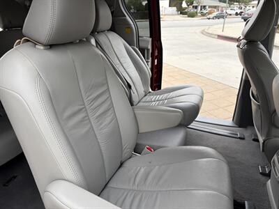 2011 Toyota Sienna XLE 8-Passenger   - Photo 20 - Glendora, CA 91740