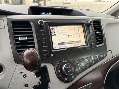 2011 Toyota Sienna XLE 8-Passenger   - Photo 28 - Glendora, CA 91740