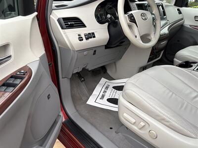 2011 Toyota Sienna XLE 8-Passenger   - Photo 9 - Glendora, CA 91740