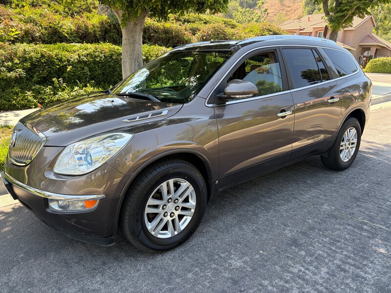 2008 Buick Enclave CX   - Photo 1 - Glendora, CA 91740