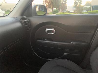2017 Kia Soul - Photo 22 - Glendora, CA 91740