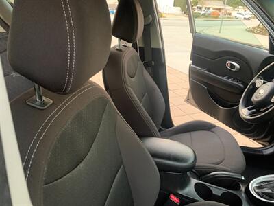 2017 Kia Soul - Photo 16 - Glendora, CA 91740