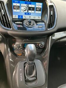 2016 Ford Escape Titanium   - Photo 19 - Glendora, CA 91740