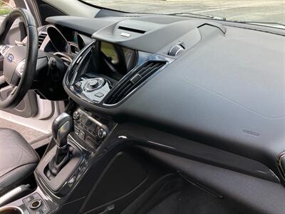 2016 Ford Escape Titanium   - Photo 14 - Glendora, CA 91740